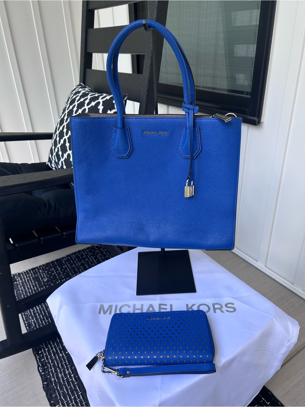 Michael Kors Electric Blue Leather Mercer Top-Handle Tote with Matching Wallet